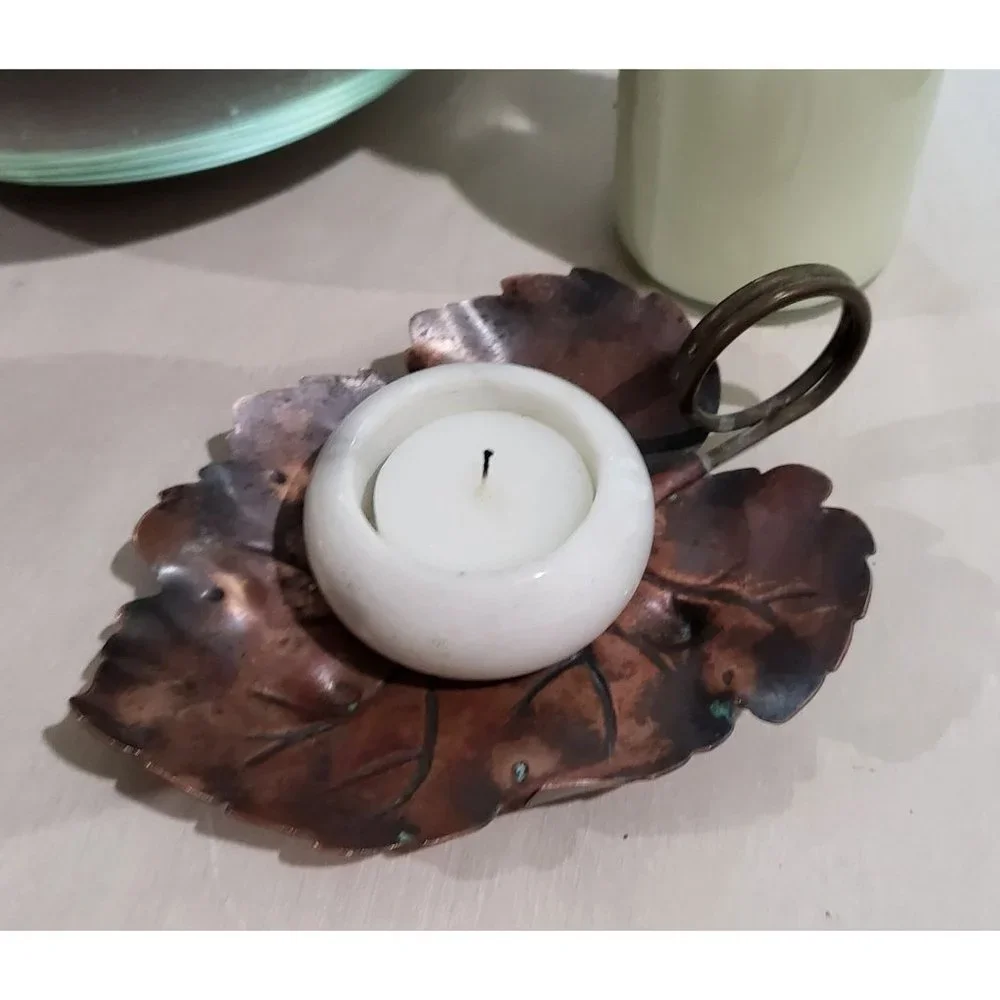 Cute‎ Metal Leaf Tray / Decoration